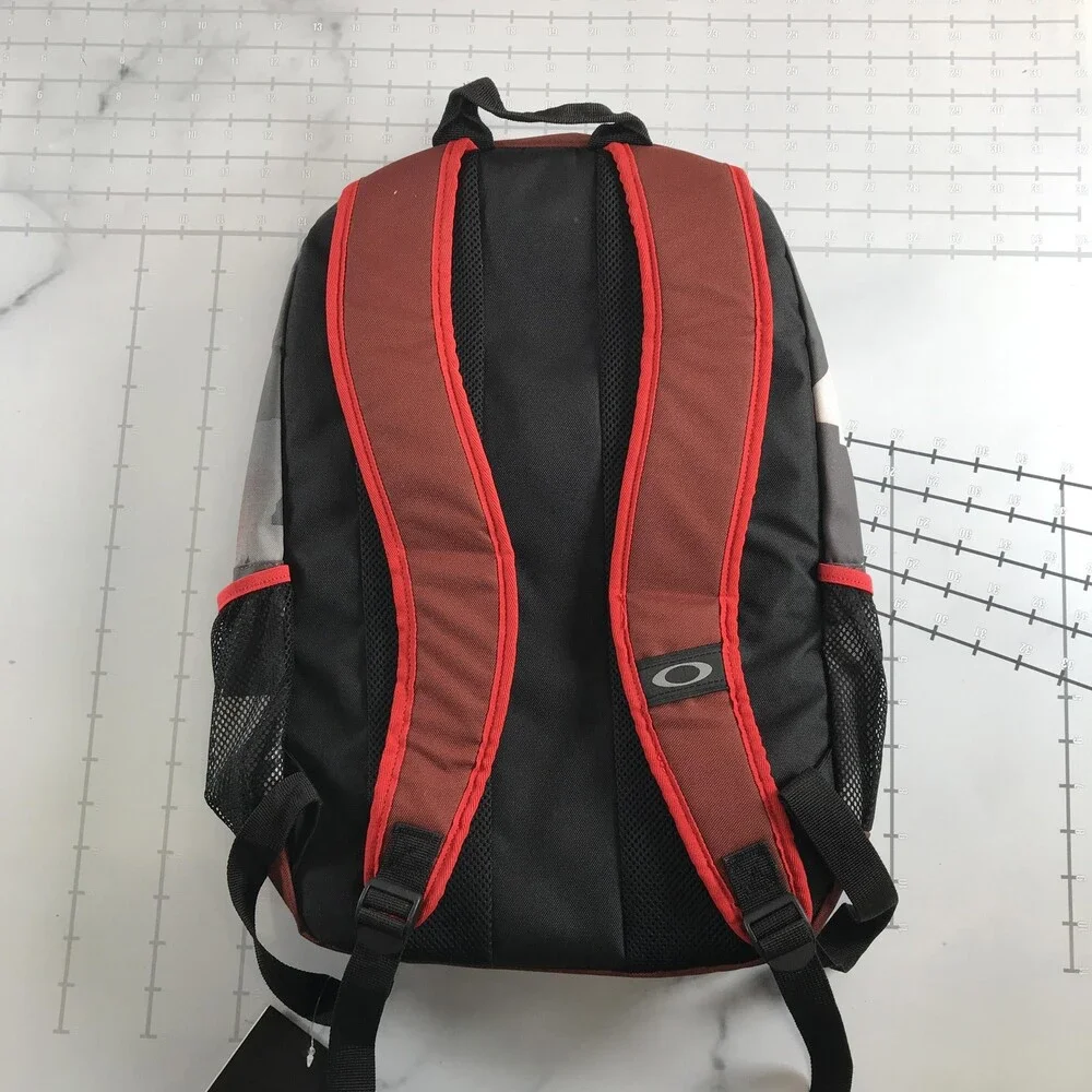 Oakley Enduro 22 Fired Brick Red 19